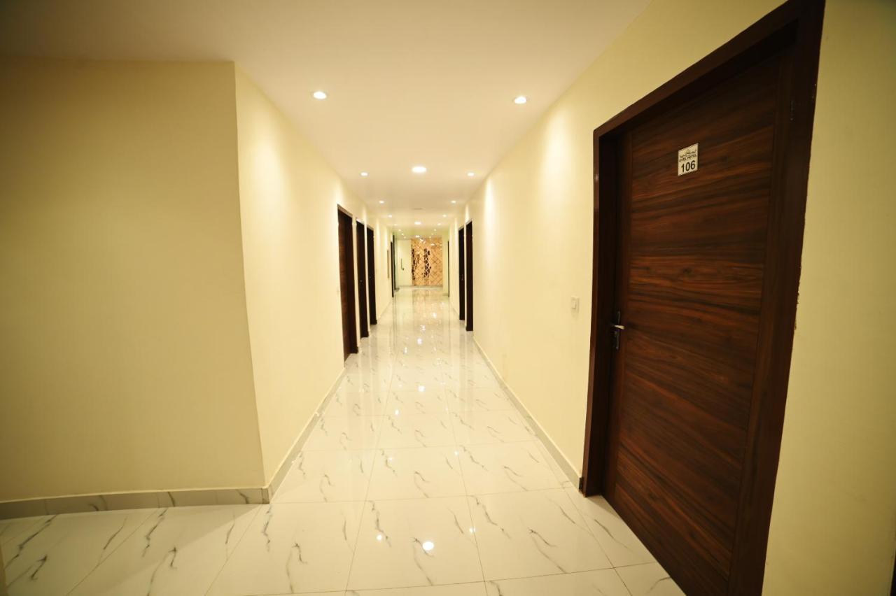 Ovel Hotel Лудхіяна Екстер'єр фото